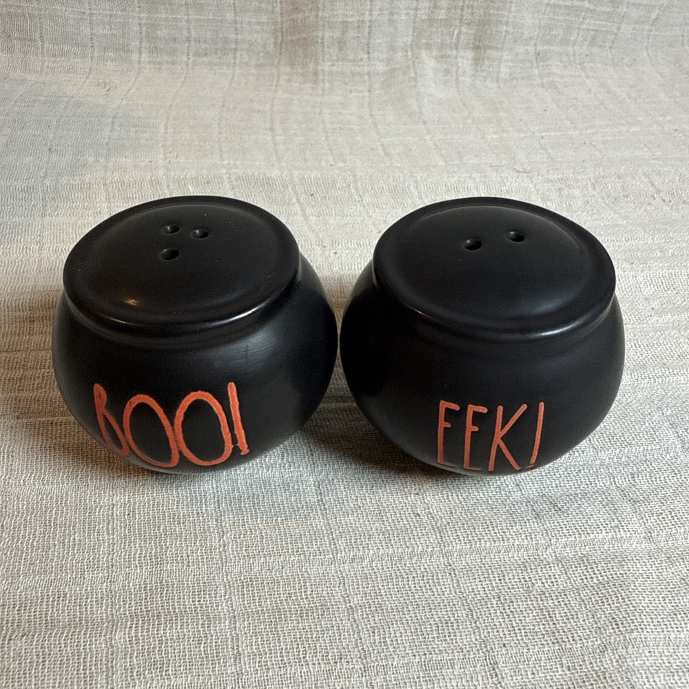 Rae Dunn EEK and BOO Mini 2 inch Tall Black Orange Cauldron Salt Pepper Shakers